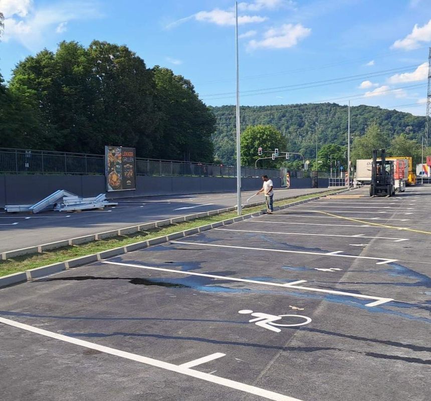 Kundenparkplatz